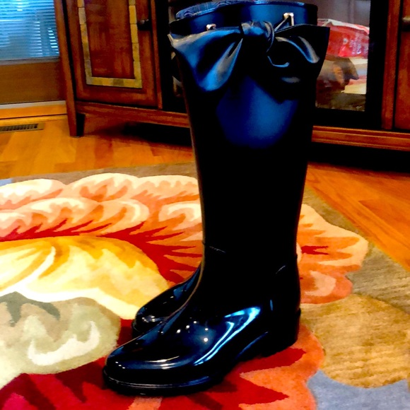 Wore once finale sale and drop down - Picture 1 of 16